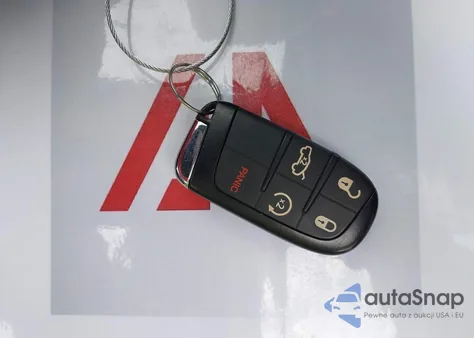 2024 Dodge Hornet Gt Plus Awd z USA, uszkodzony, nr VIN ZACNDFAN8R3A40221